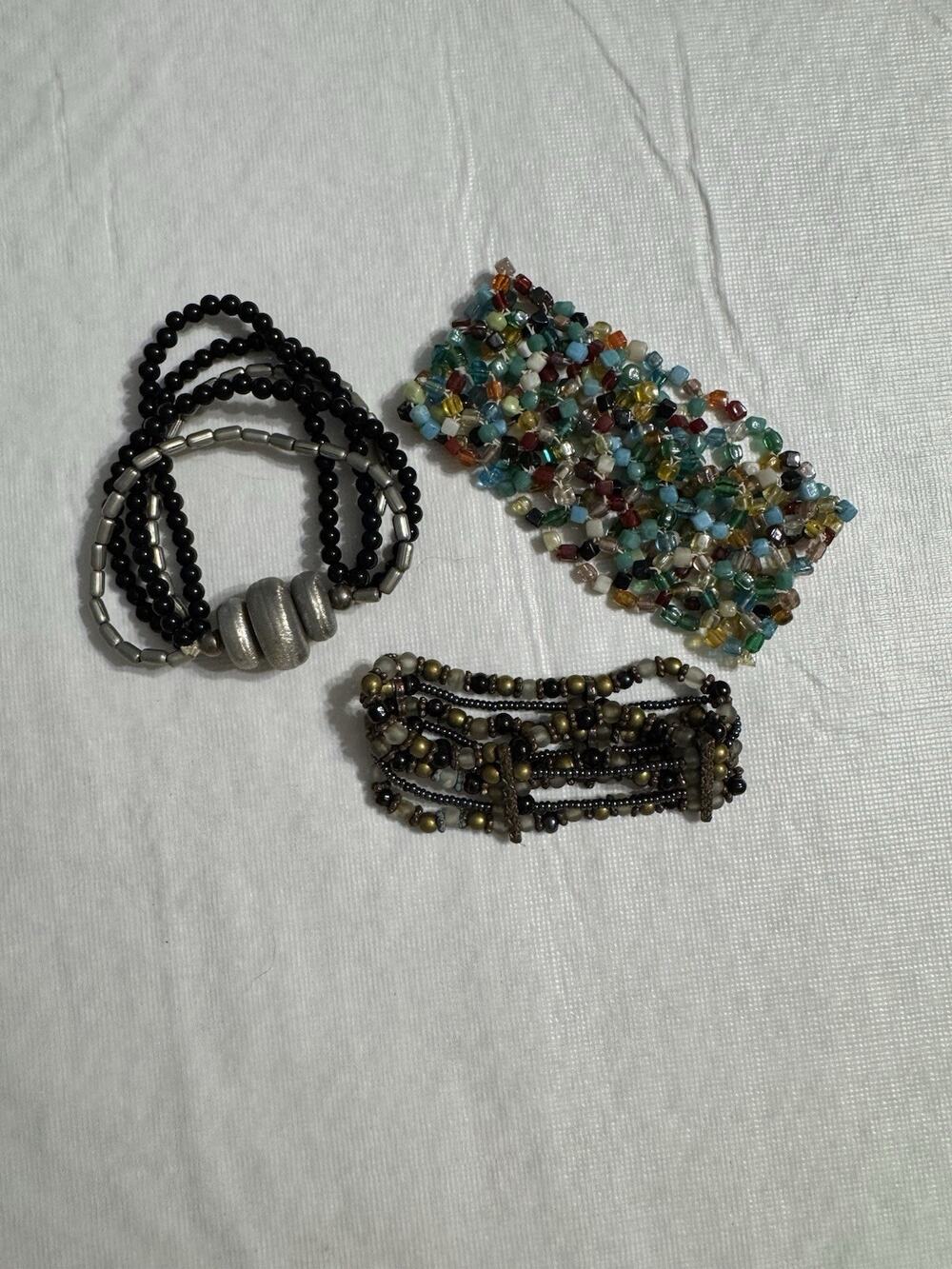 Lot Of 3 Stretch Multicolored Beaded Bracelets Friendship 90s Y2K Girls Club